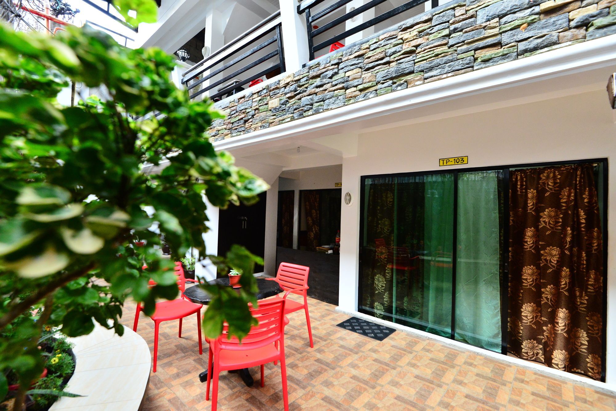 Travellers Pad Boracay Hostel Balabag  Екстериор снимка