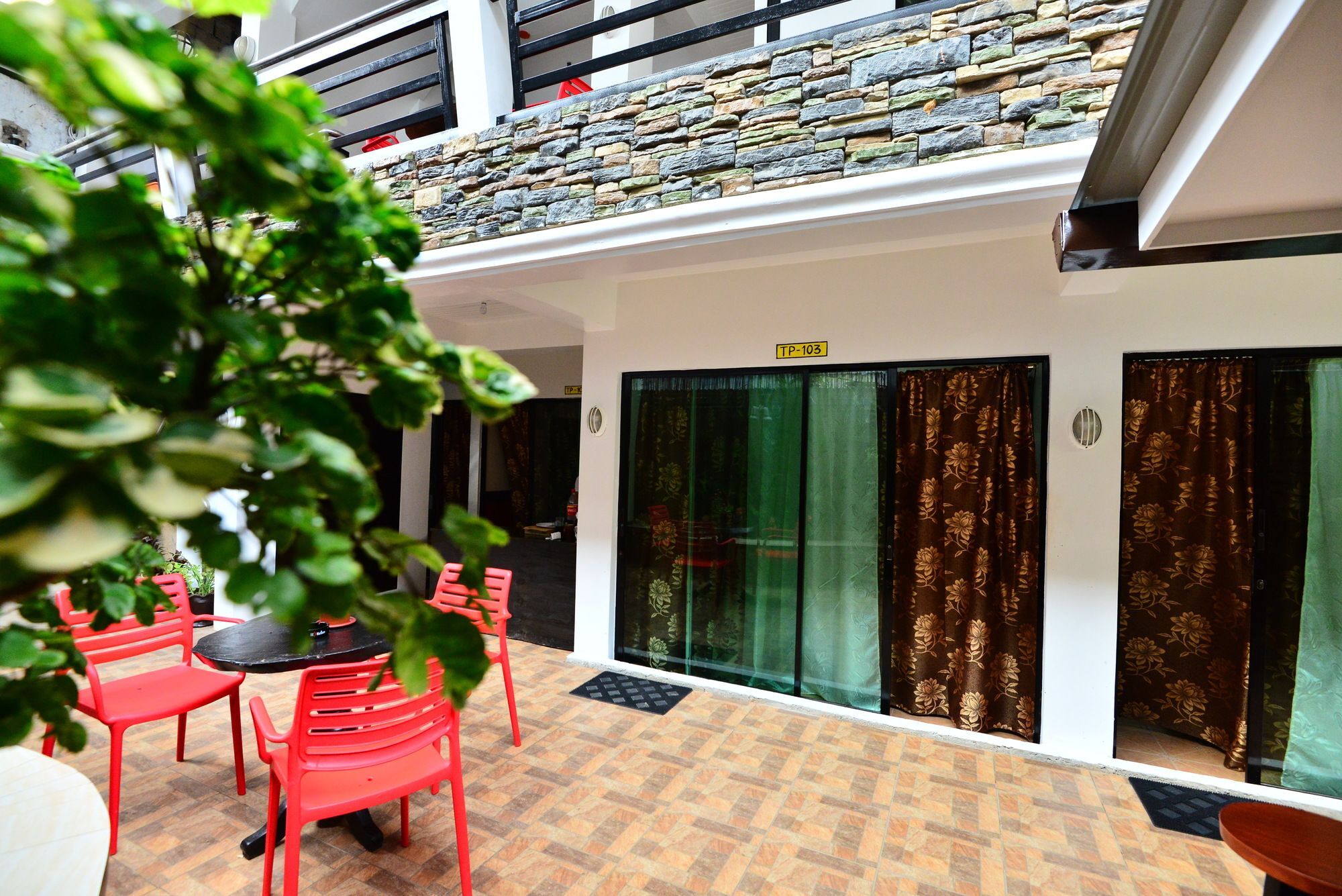 Travellers Pad Boracay Hostel Balabag  Екстериор снимка